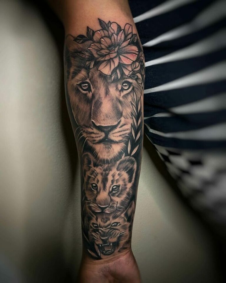 Lion Tattoo with Cubs: Meaningful Designs for Men and Women Showcasing ...