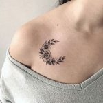 Inspiring Chest Tattoo Ideas for Women with Simple Floral and Unique ...