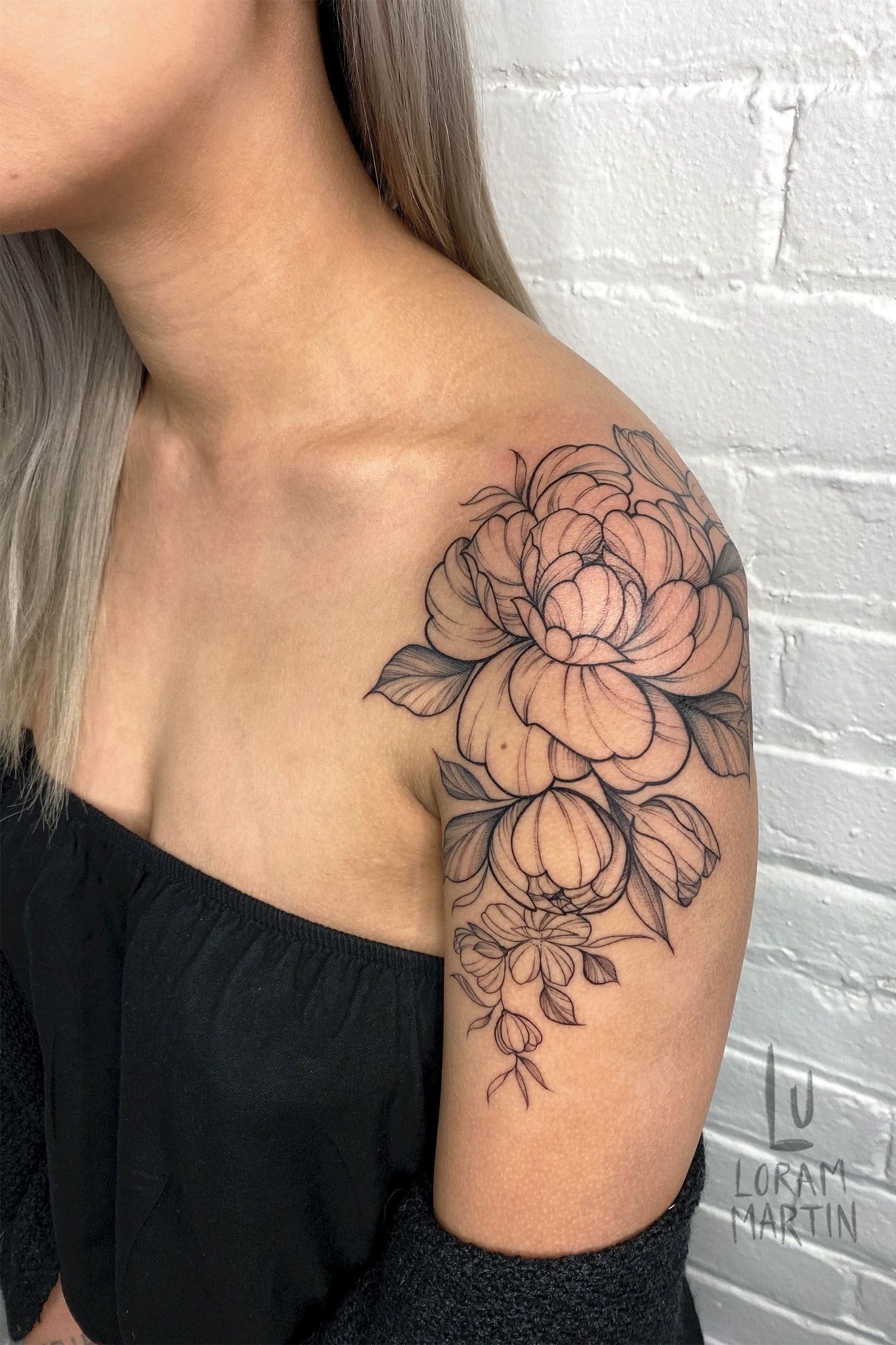 Unique Shoulder Cap Tattoo Ideas for Women and Men: Floral, Mandalas ...