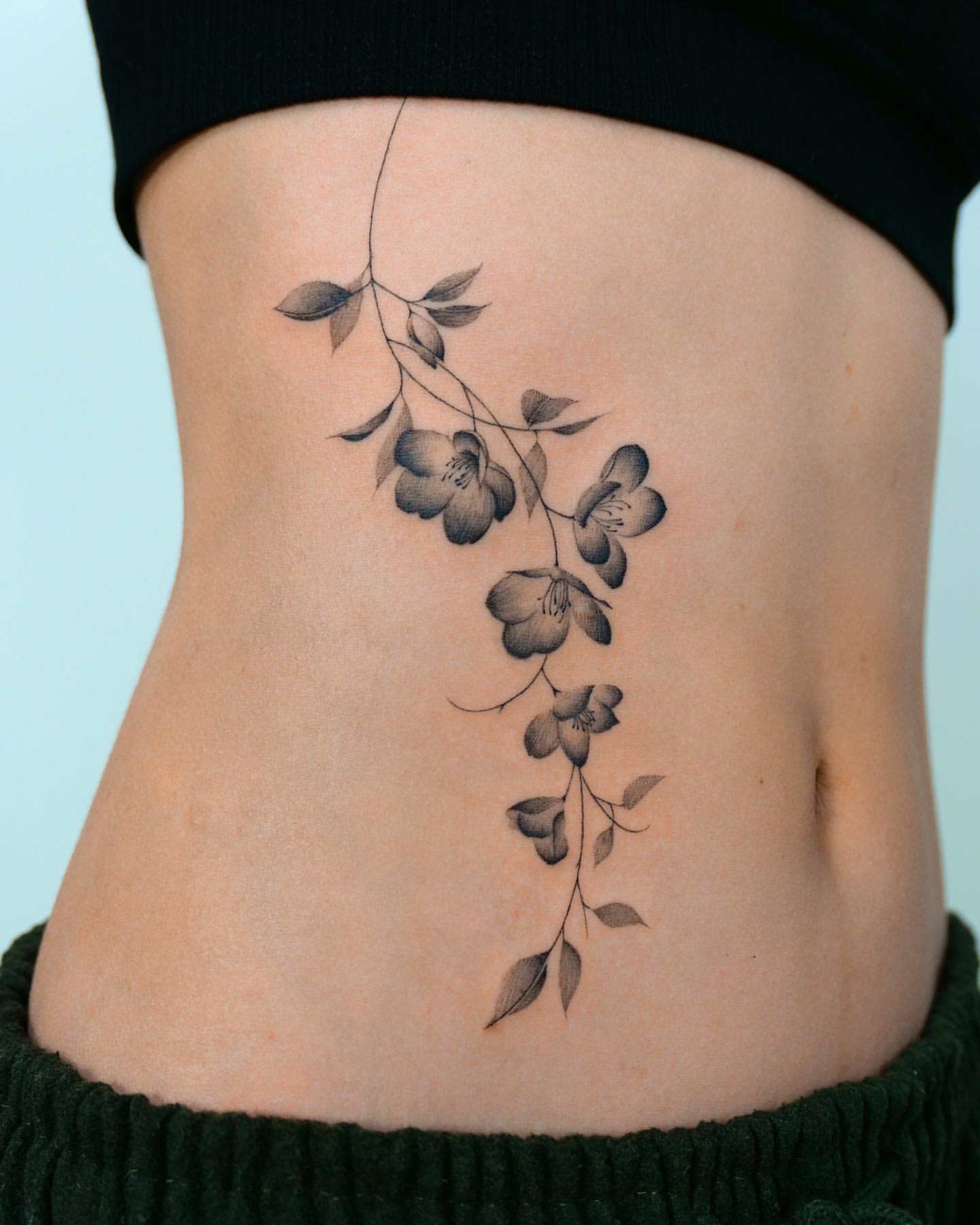 Bold Lower Stomach Tattoos for Men and Women: Unique Ideas, Designs ...