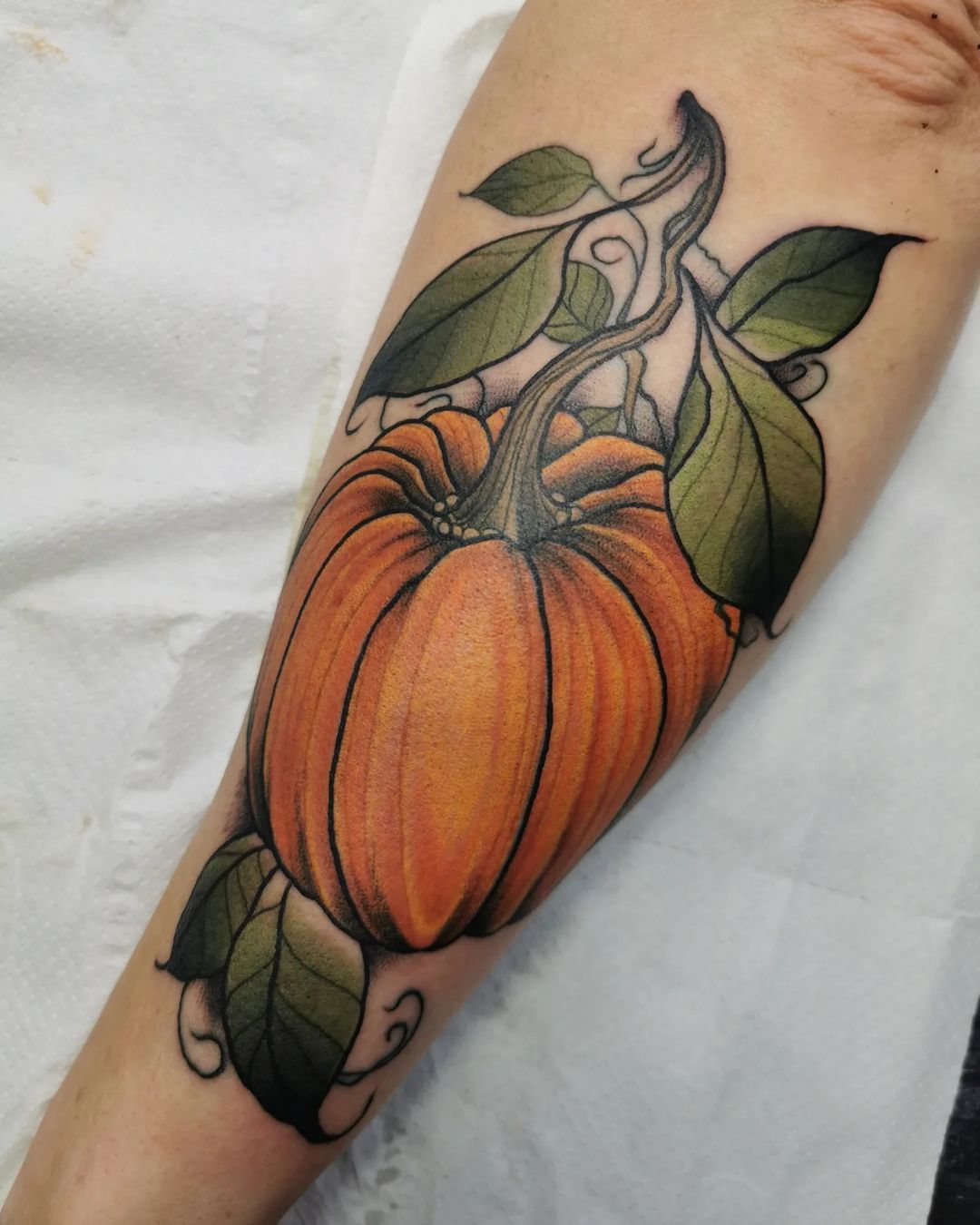 25 Fall Tattoo Ideas For 2025 That Capture Autumn Vibes With Leaves 
